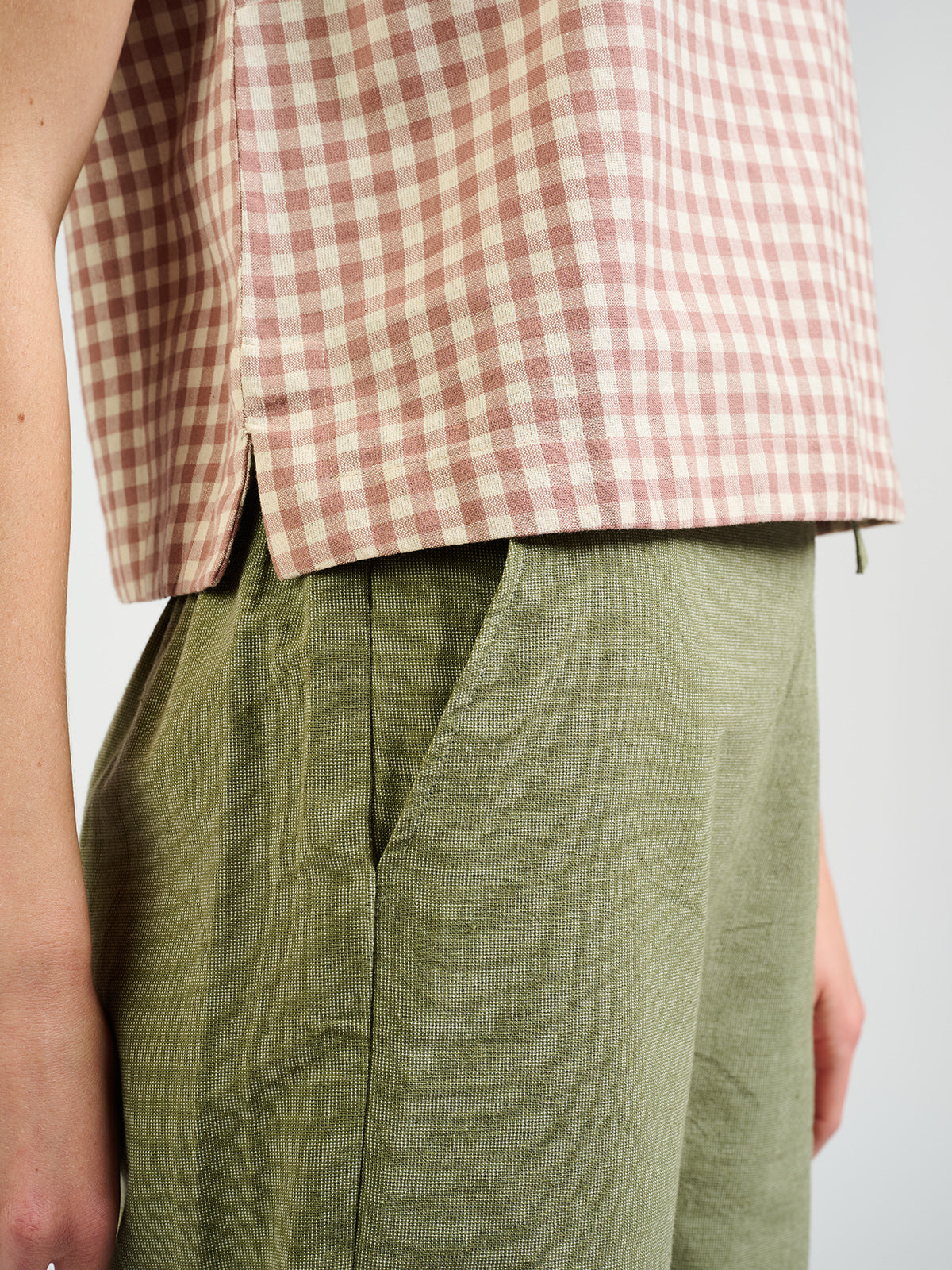 Larisa Short - Olive Chambray - Image 3