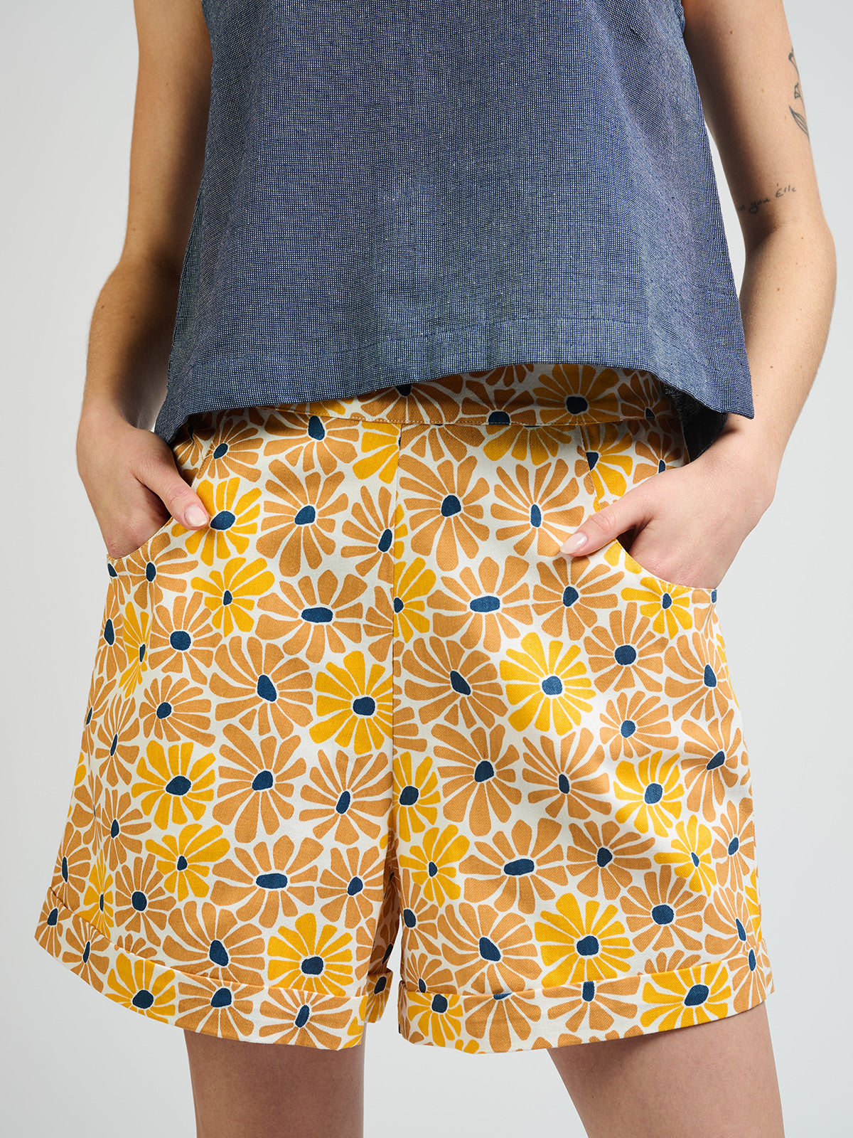 Serena Short - Sunny Floral - Image 1