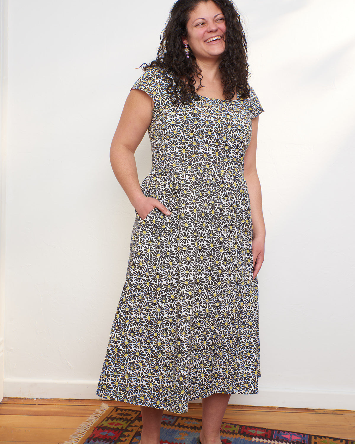 Rupi Midi Dress - Matisse Black - Image 9