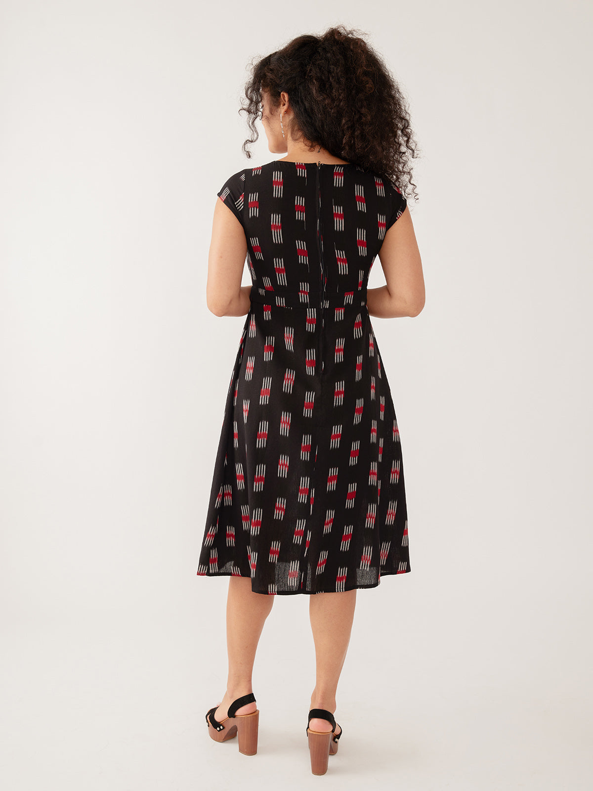 Vintage Pleat Dress - Black Ikat - Image 4